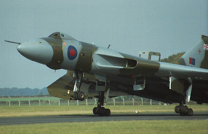 xh558.JPG (57478 bytes)