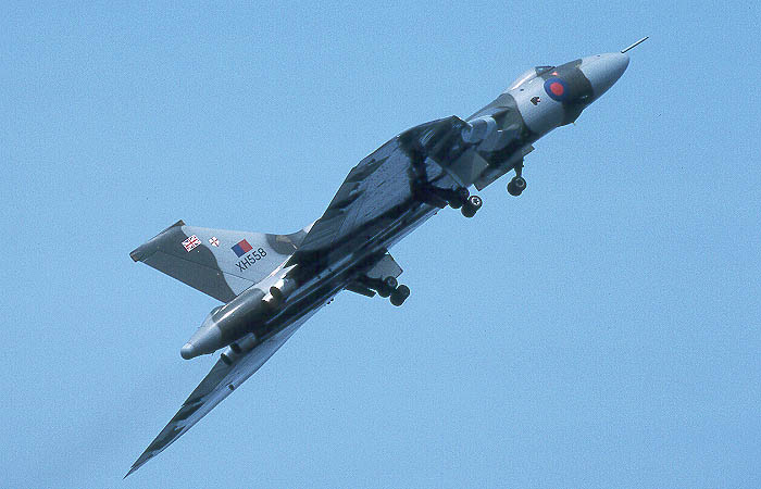 xh558.JPG (59332 bytes)