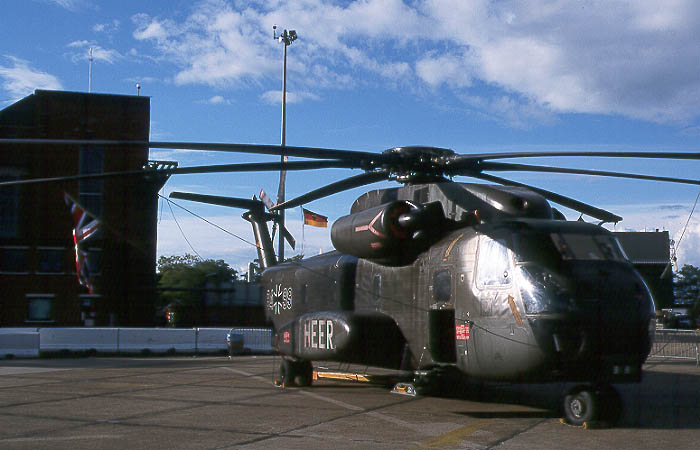 ch53static.JPG (60246 bytes)