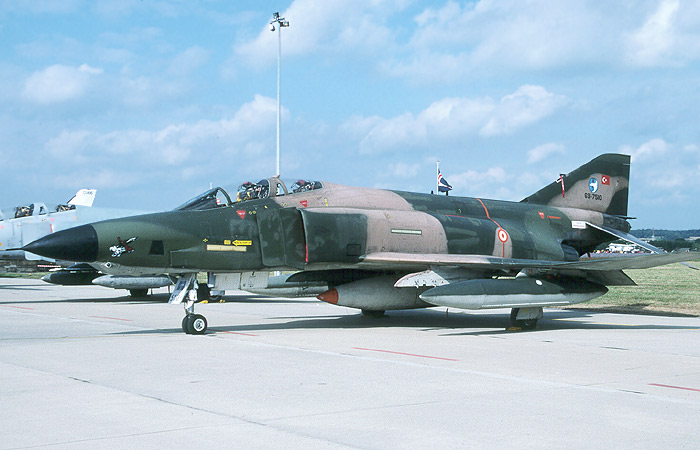 RF-4