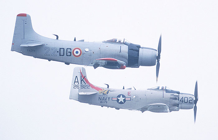 skyraiders.jpg (44238 bytes)