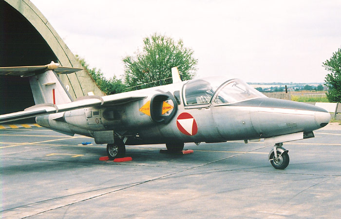 Saab 105