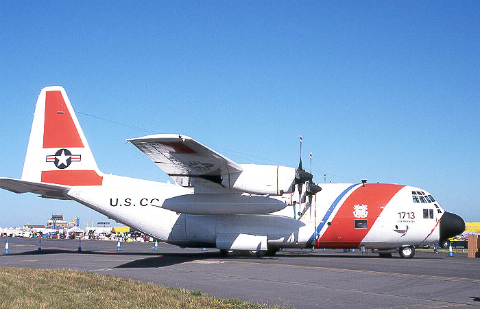 uscgc130.JPG (74757 bytes)